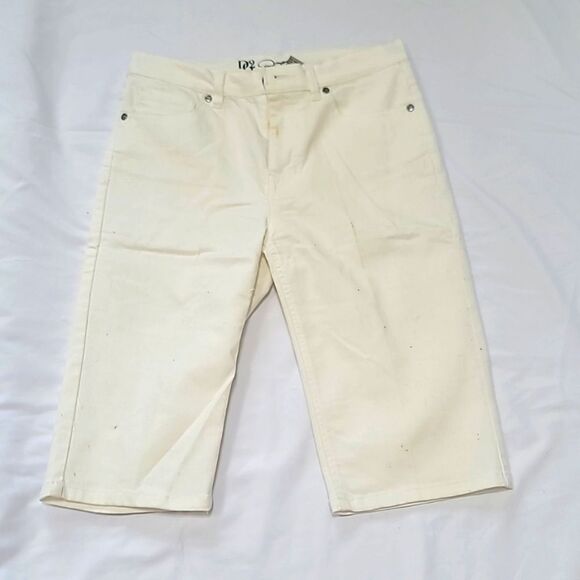 NWOT, DG2 Women's Jeans Capri - Picture 1 of 5